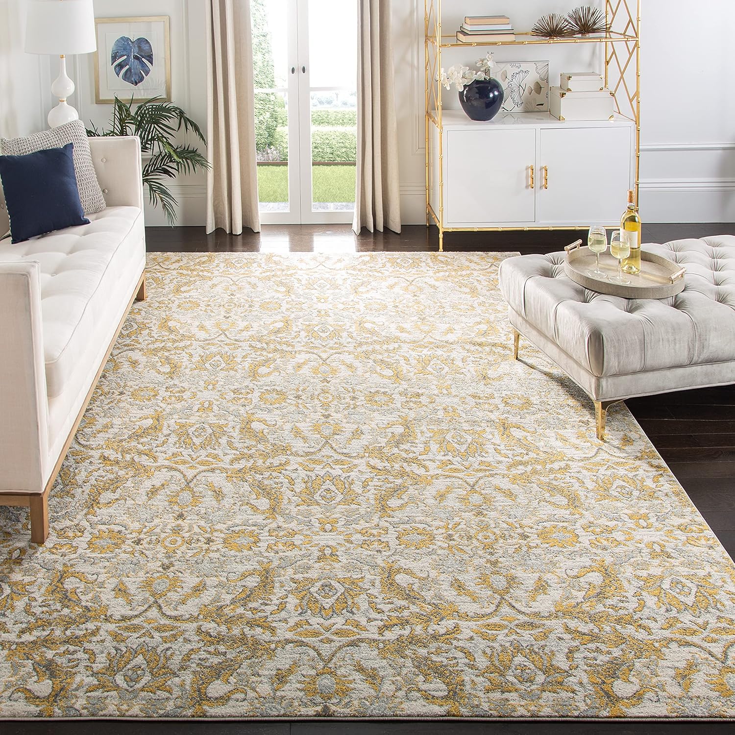 SAFAVIEH Evoke Collection Area Rug - 10' x 14', Ivory & Gold, Shabby Chic Oriental Design, Non-Shedding & Easy Care, Ideal for High Traffic Areas in Living Room, Bedroom (EVK238S)