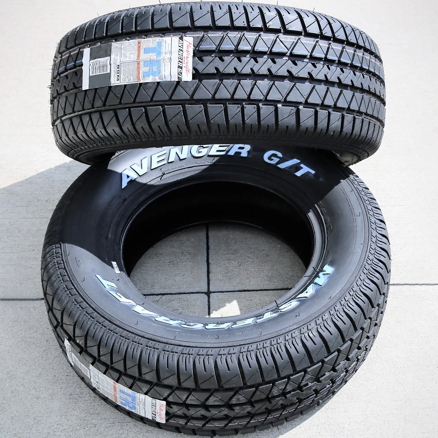 Mastercraft Avenger G/T All Season P225/70R15 100T Passenger Tire