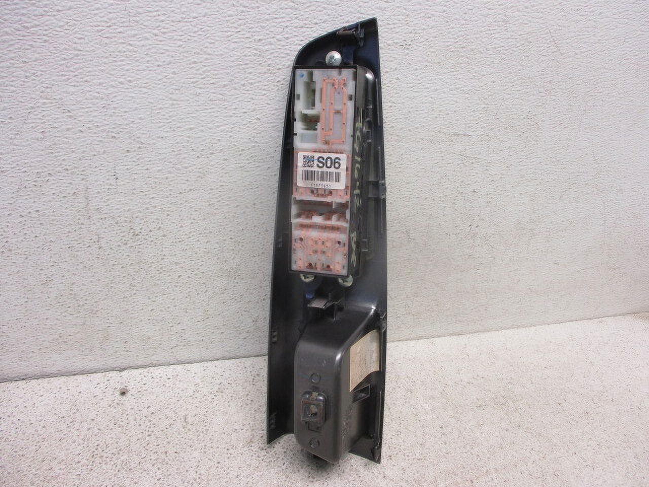 Pre-Owned 2011-2013 Subaru Forester Front LH Driver Master Window Switch OEM LKQ (Good)