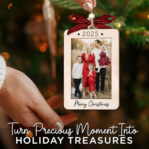 2025 Christmas Ornament Picture Frame - Wooden Landscape Photo Frame Ornaments - Picture Frame Ornament For Tree - Merry Christmas Ornaments With Picture Insert - Christmas Gift For Family, Friends