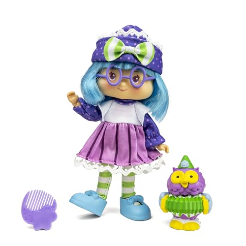 Strawberry Shortcake 'Limited Edition' Classic Version Strawberry Shortcake 5.5-inch Poseable Sweet Scented Fashion Doll with 4 Surprise Reveal Accessories