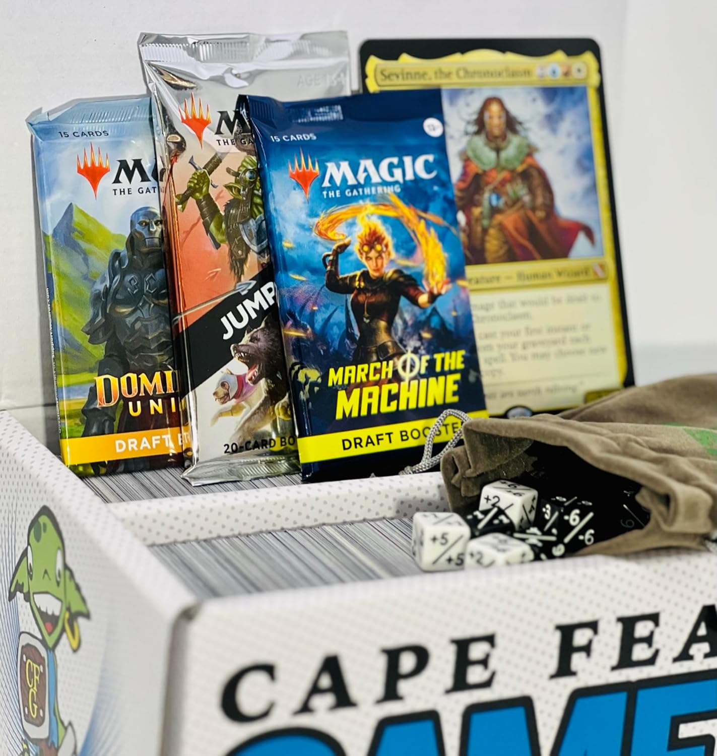 Magic The Gathering MTG Collection 1000+ Assorted Cards w/ Mythics, Rares and Foils