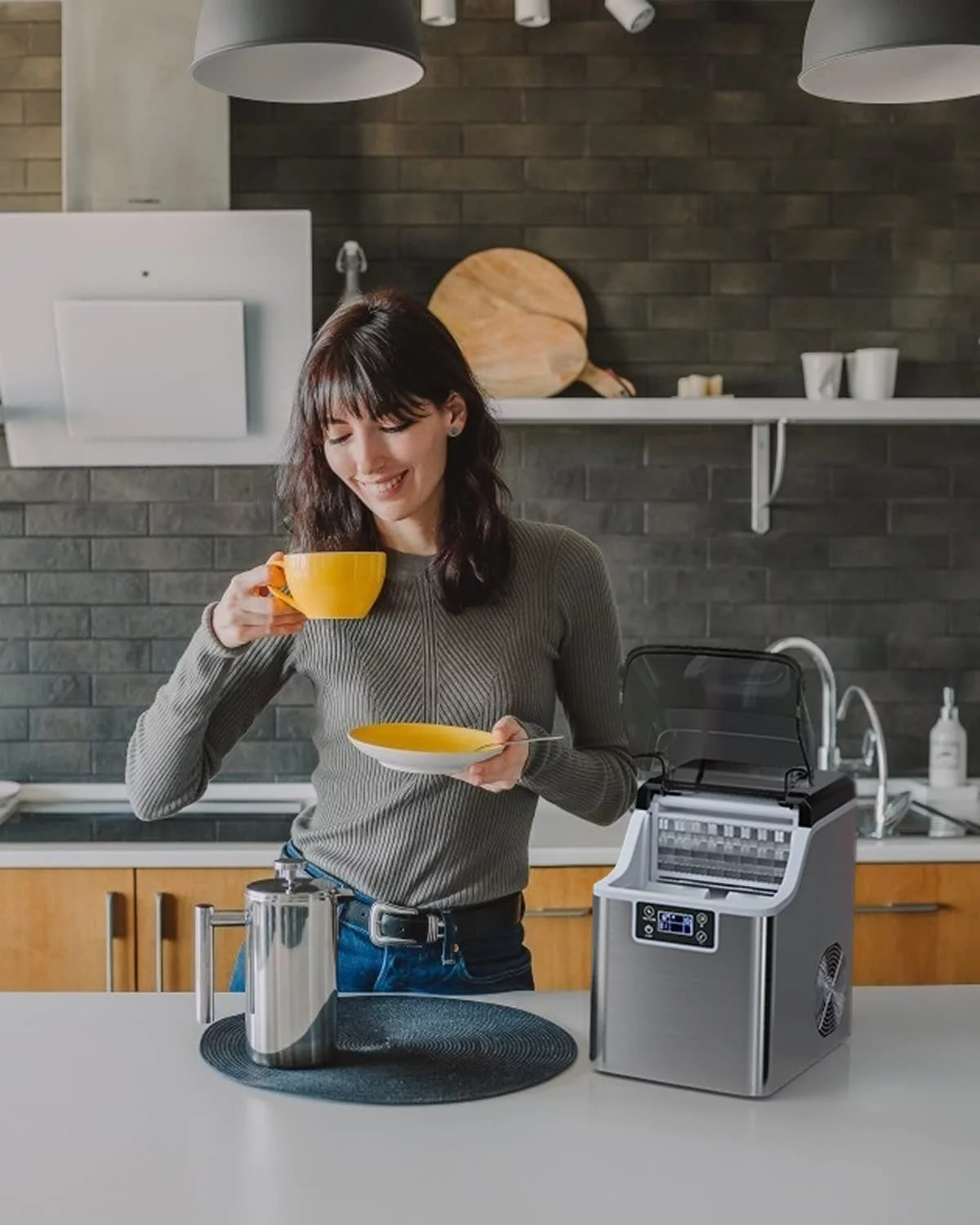 Countertop Ice Maker Machine, 45 Lbs/24H, 24 Pcs/13 Mins, 2 Ways to Add Water, Compact Ice Machine with Ice Scoop & Basket, Self-Cleaning Portable Ice Maker Countertop for Home Office Bar Party