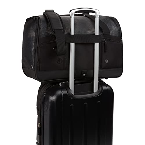 SwissGear 3323 Carry-On Pet Carrier Airline-Approved Dog Carrier & Cat Carrier, 18.5 x 10 x 10