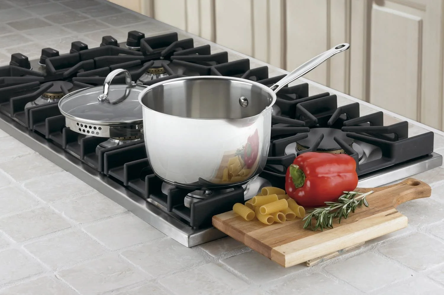 Cuisinart 7193-20P Chef's Classic Stainless 3-Quart Cook and Pour Saucepan with Cover