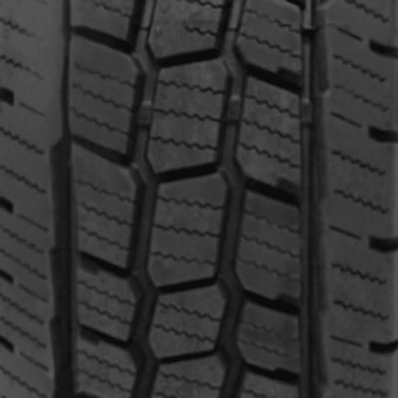 Mastercraft Courser HXT LT235/75R15 90000022172 Tire