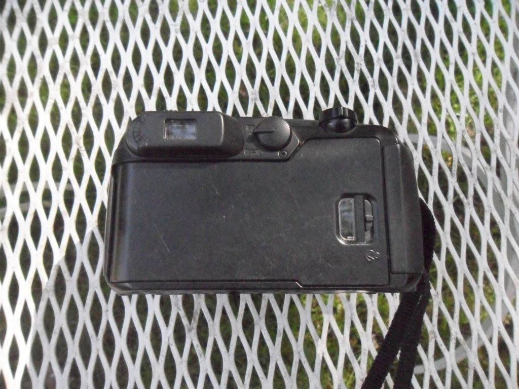 Pentax IQZoom 160 35mm Point u0026 Shoot Film Camera