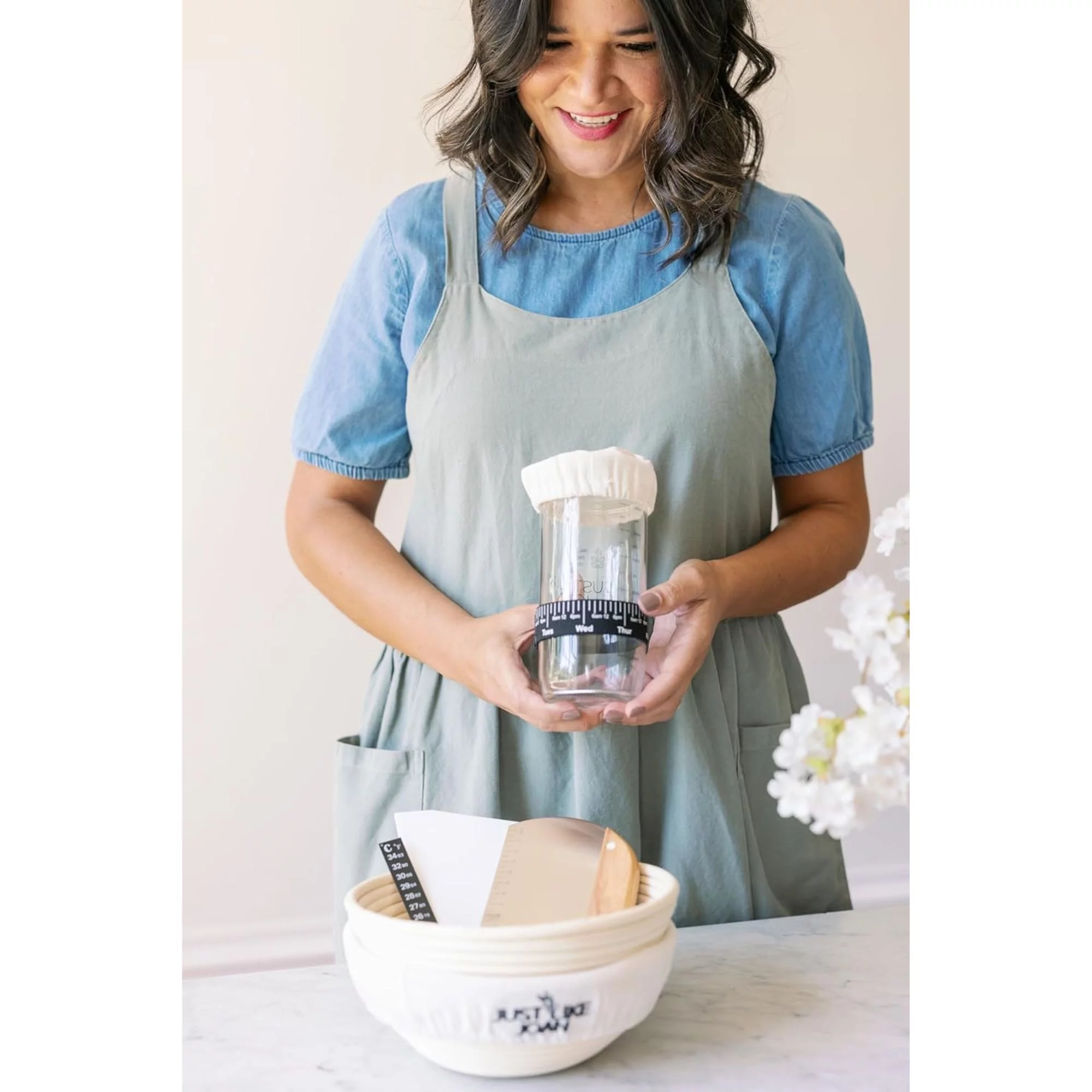 Sourdough Bread Baking Supplies Kit Ultimate Bread Baking Kit With Sourdough Starter Jar & Banneton Bowl Basket Kit Easy Cleaning Sourdough Bread Starter Kit Ideal Bread Accessories and Tools