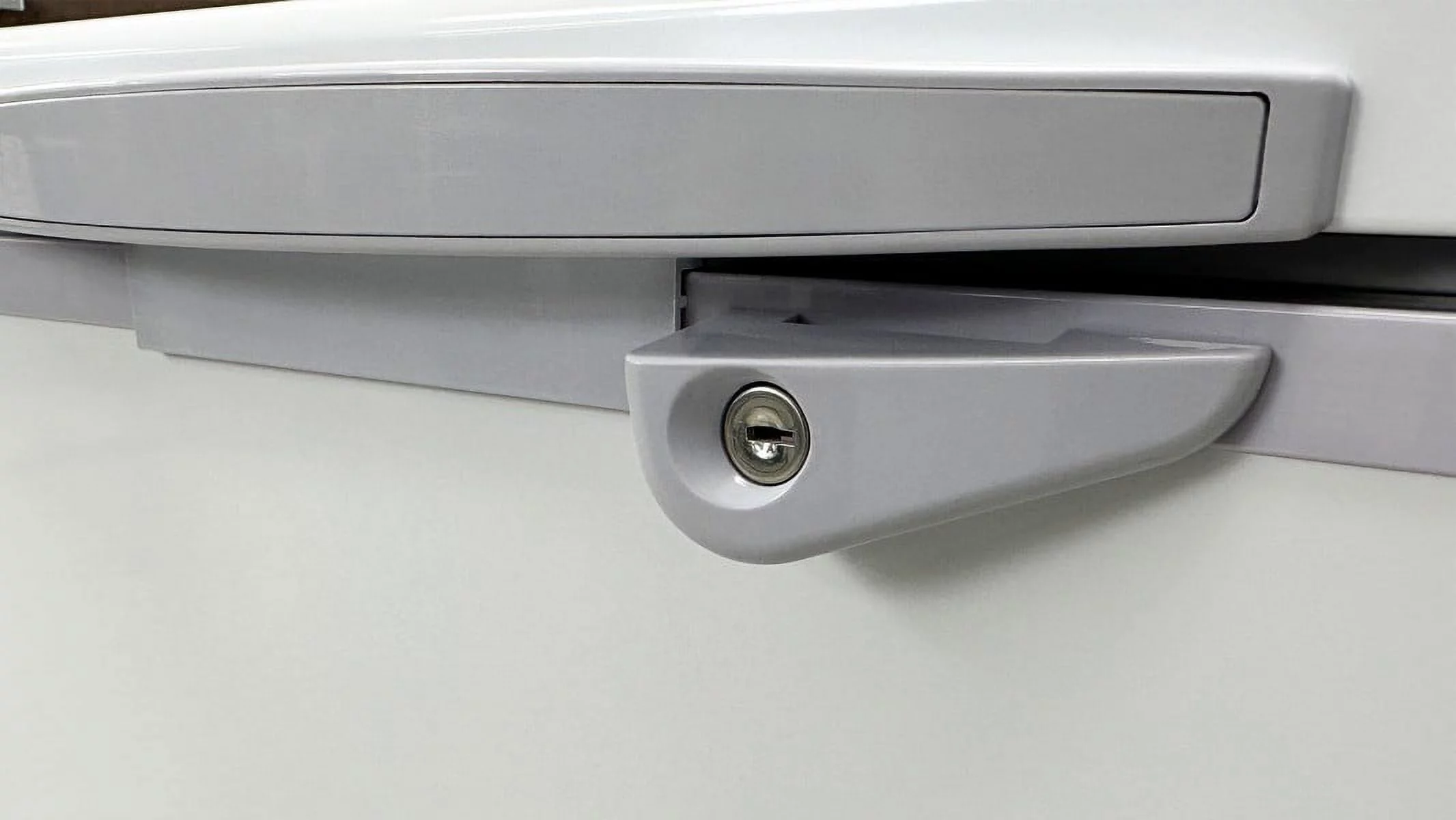 77 in. Commercial Chest Freezer 24 Cu.Ft