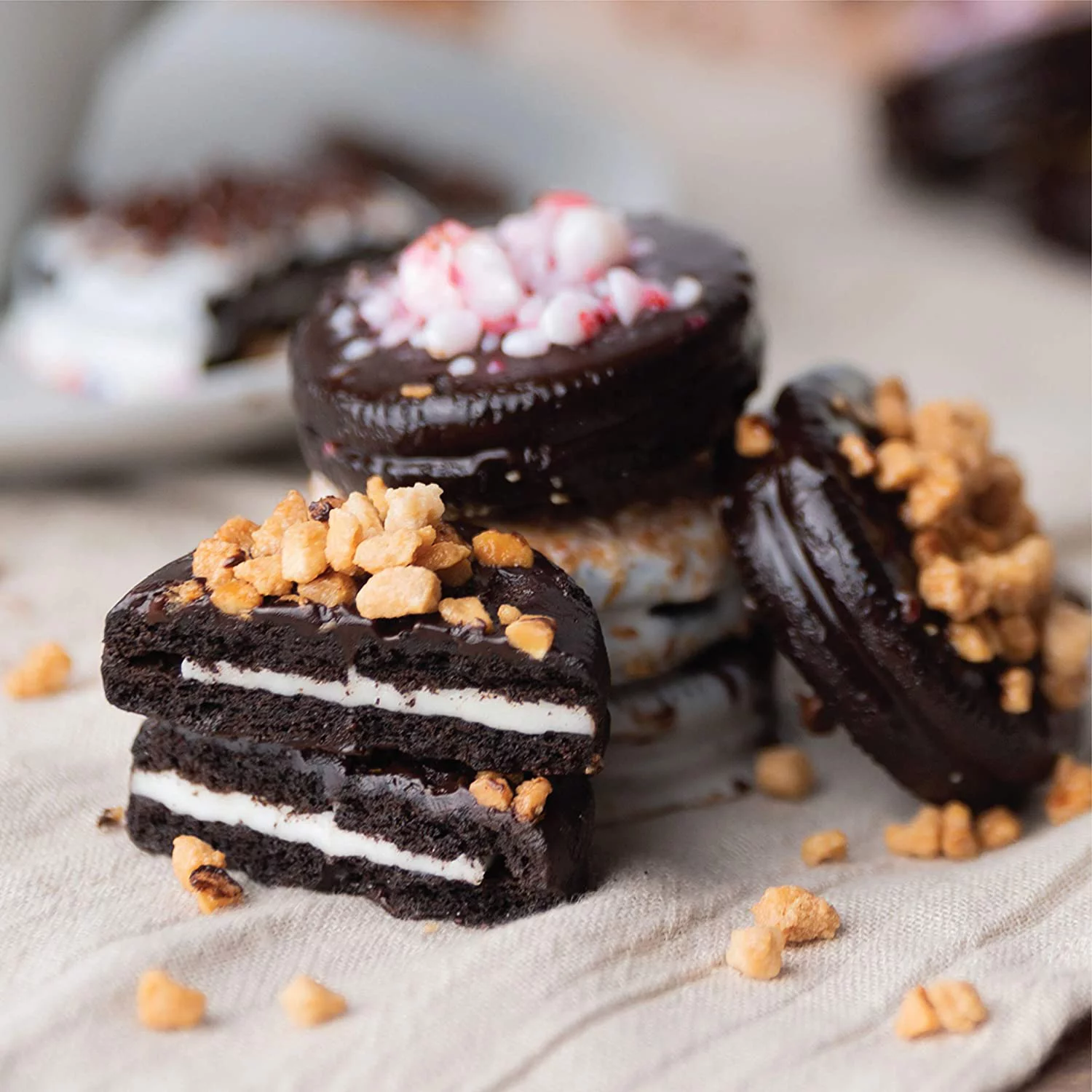 Barnett’s Christmas Cookie Gift Basket - Chocolate Cookies Gift Box - 20 Count