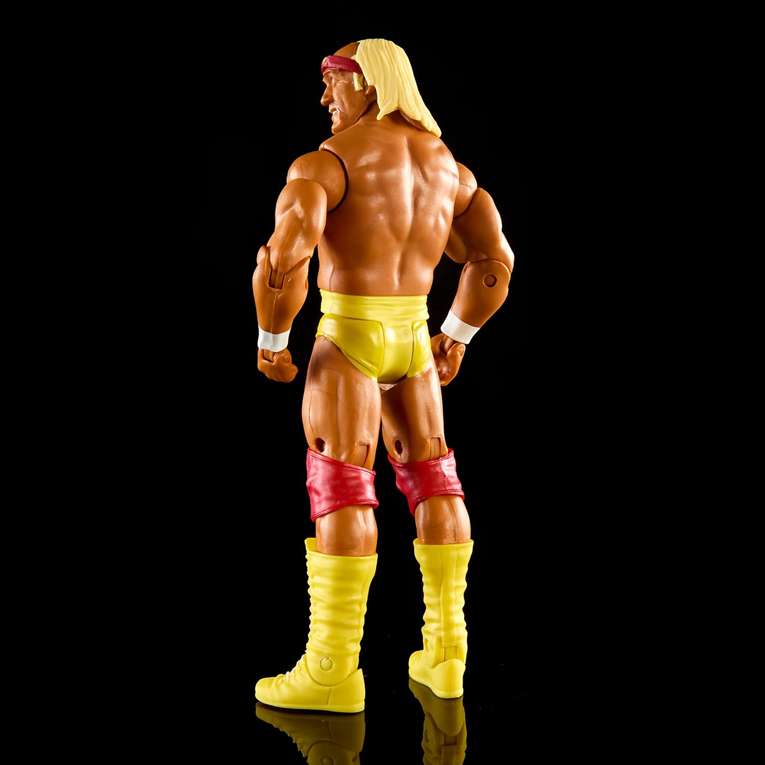 Mattel WWE Hulk Hogan Basic Action Figure, 10 Points of Articulation & Life-like Detail, 6-inch Collectible