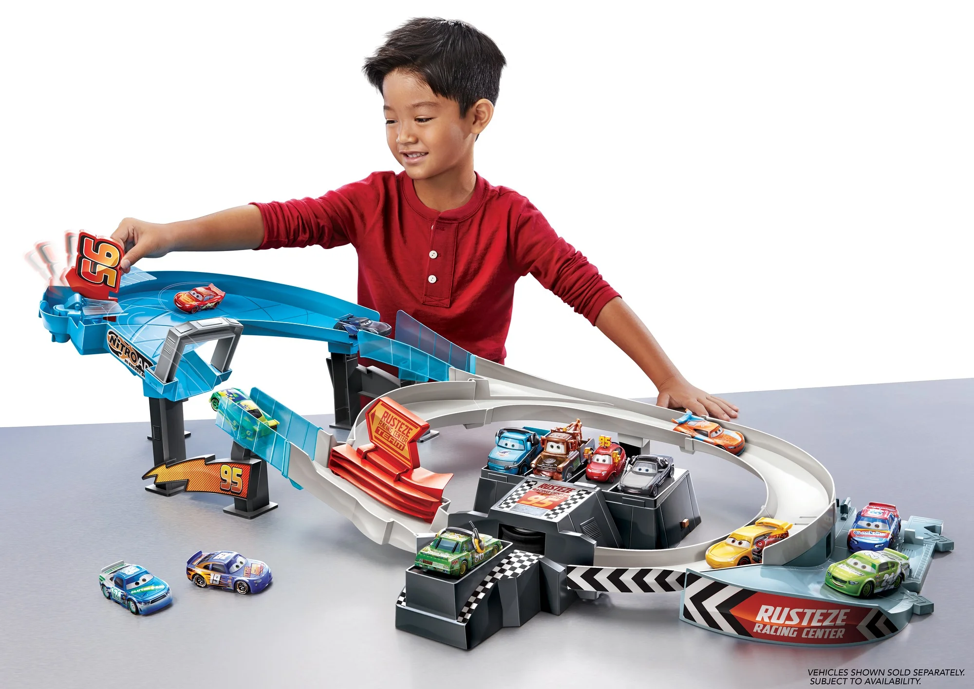 Disney Pixar Cars Rusteze Double Circuit Speedway Playset with Lightning McQueen Toy Car