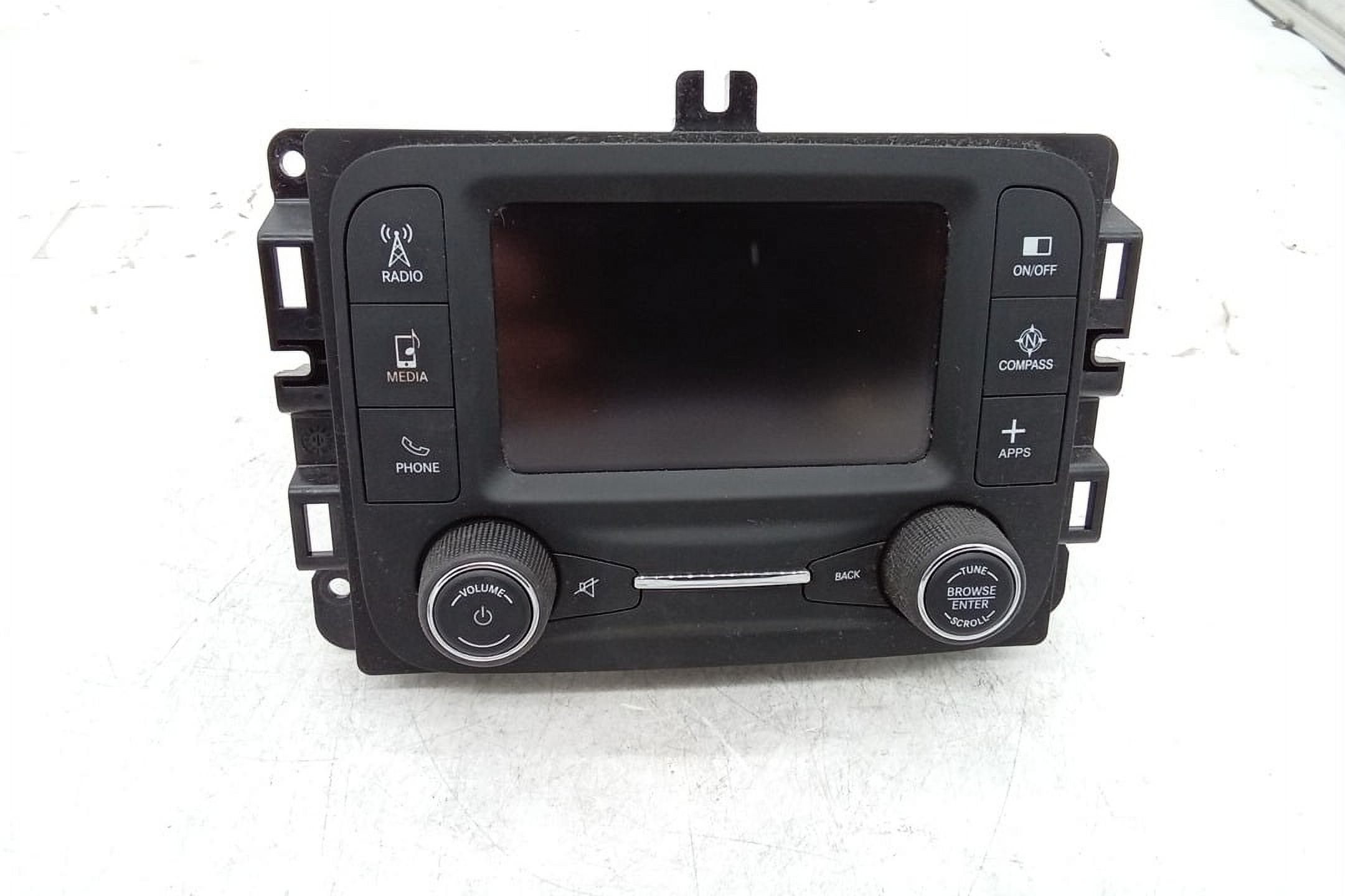 Pre-Owned 2016 Jeep Renegade Touch Screen Satellite Radio Display OEM (Good)