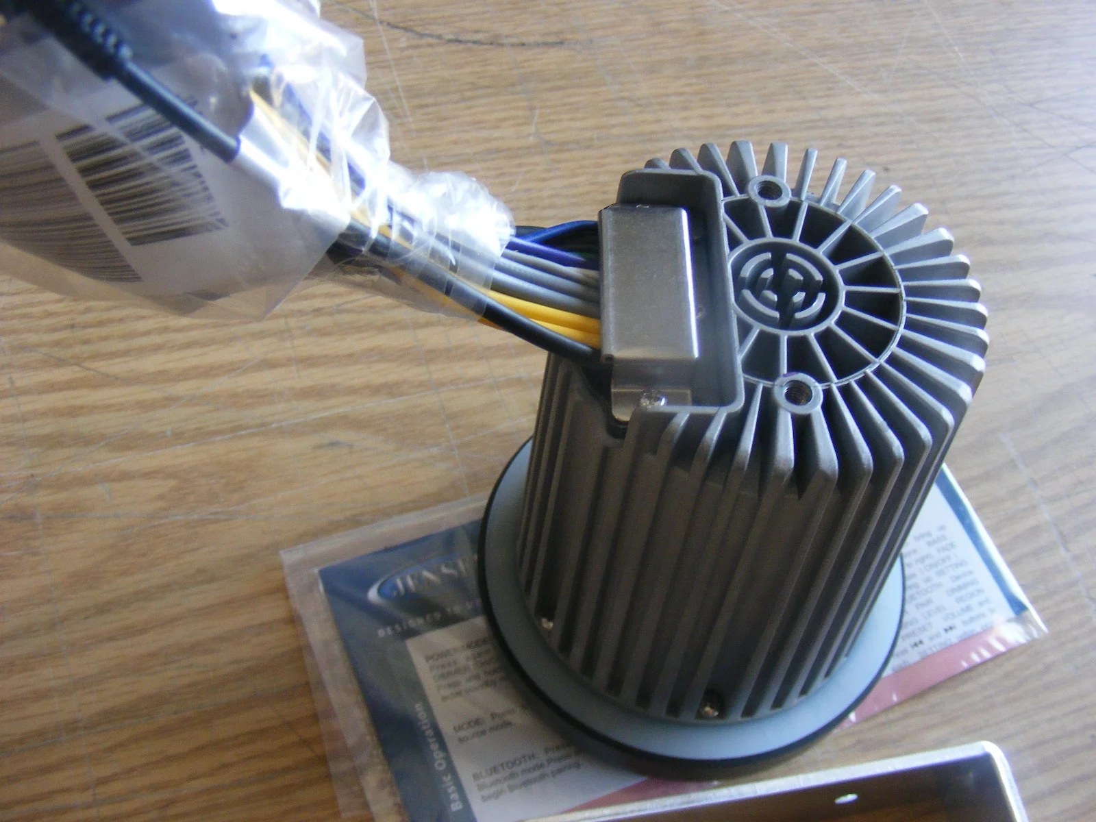 Jensen JMS3RTL AM/FM/USB Waterproof Bluetooth Stereo