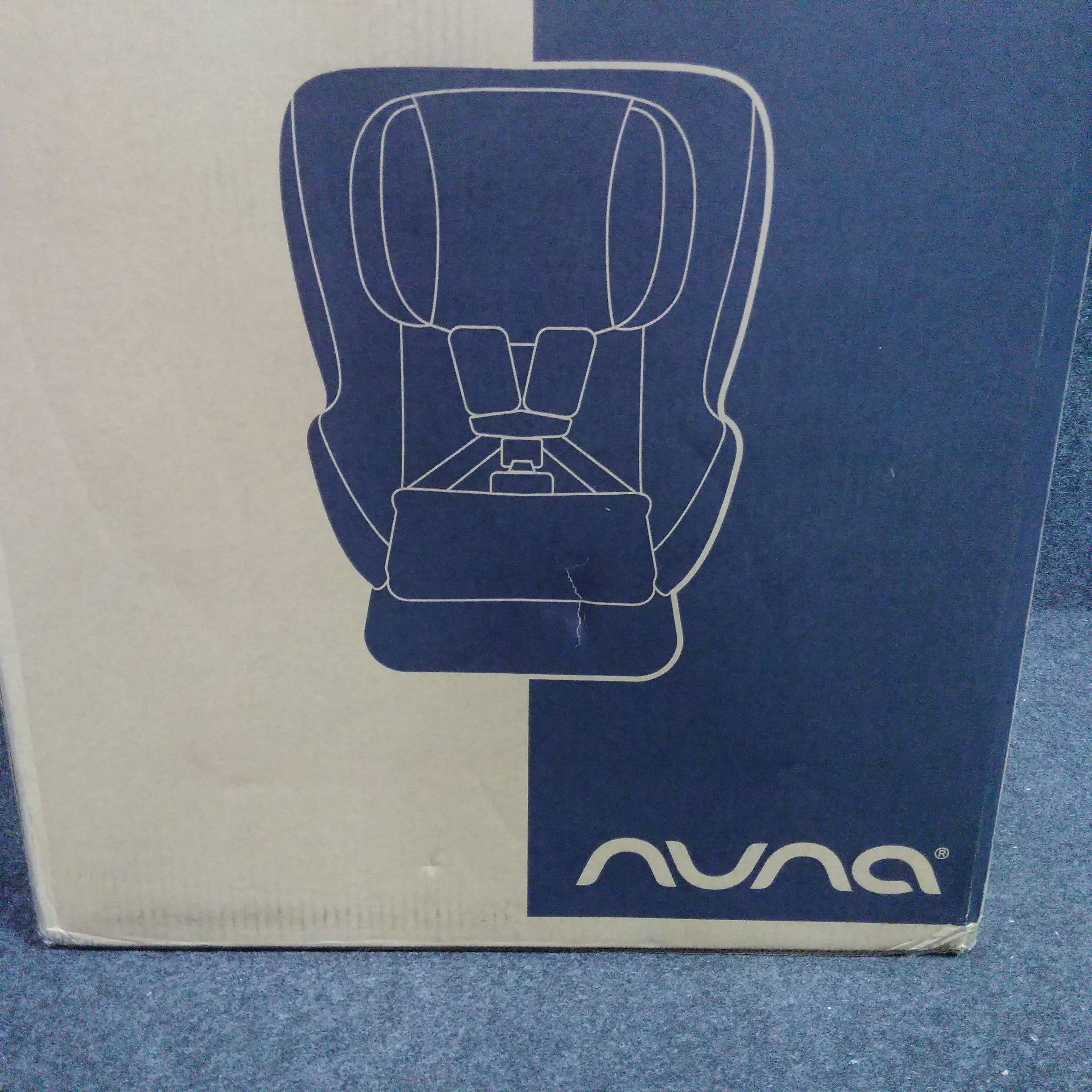 Nuna Rava Convertible Threaded Car Seat in Grey