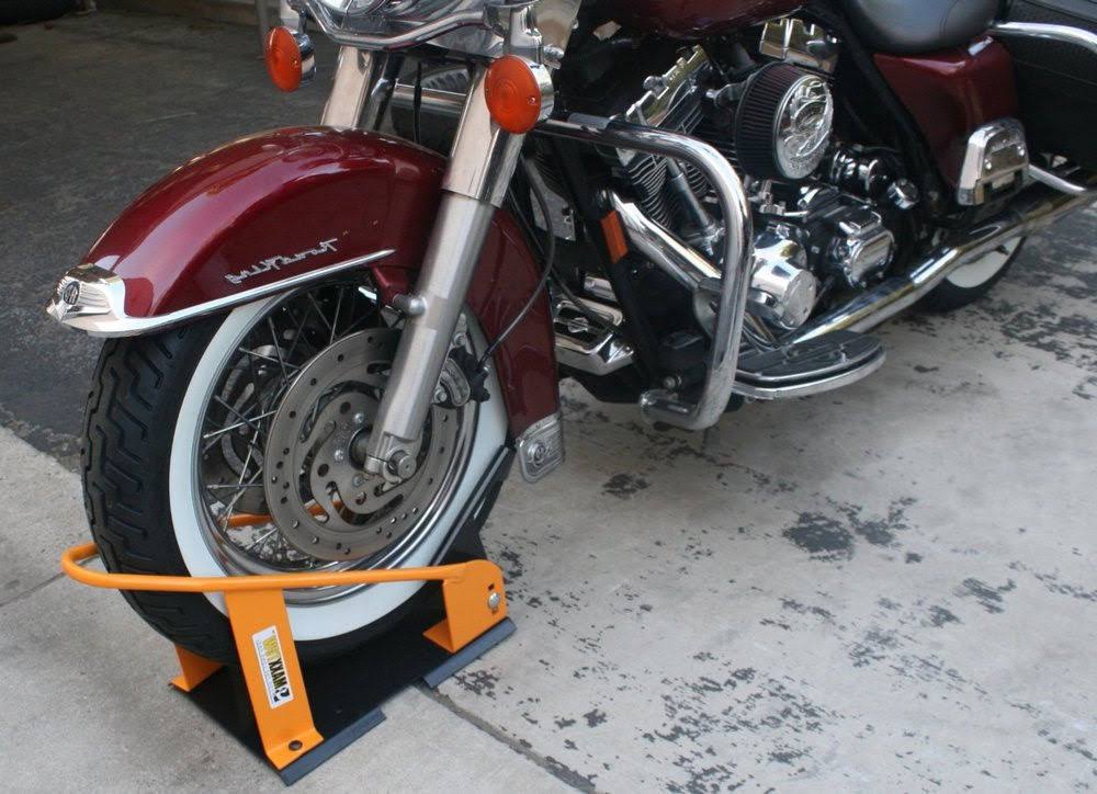 Pittsburgh Motorcycle 1800 lb. Capacity Motorcycle Stand/Wheel Chock