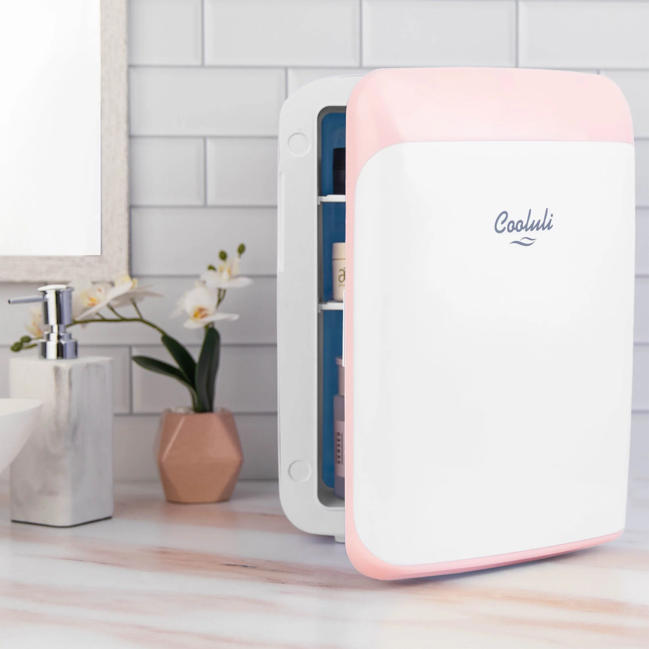 Cooluli Classic Pink 15 Liter Compact Portable Cooler Warmer Mini Fridge for Bedroom, Office, Dorm, Car - Great for Skincare & Cosmetics (110-240V/12V)