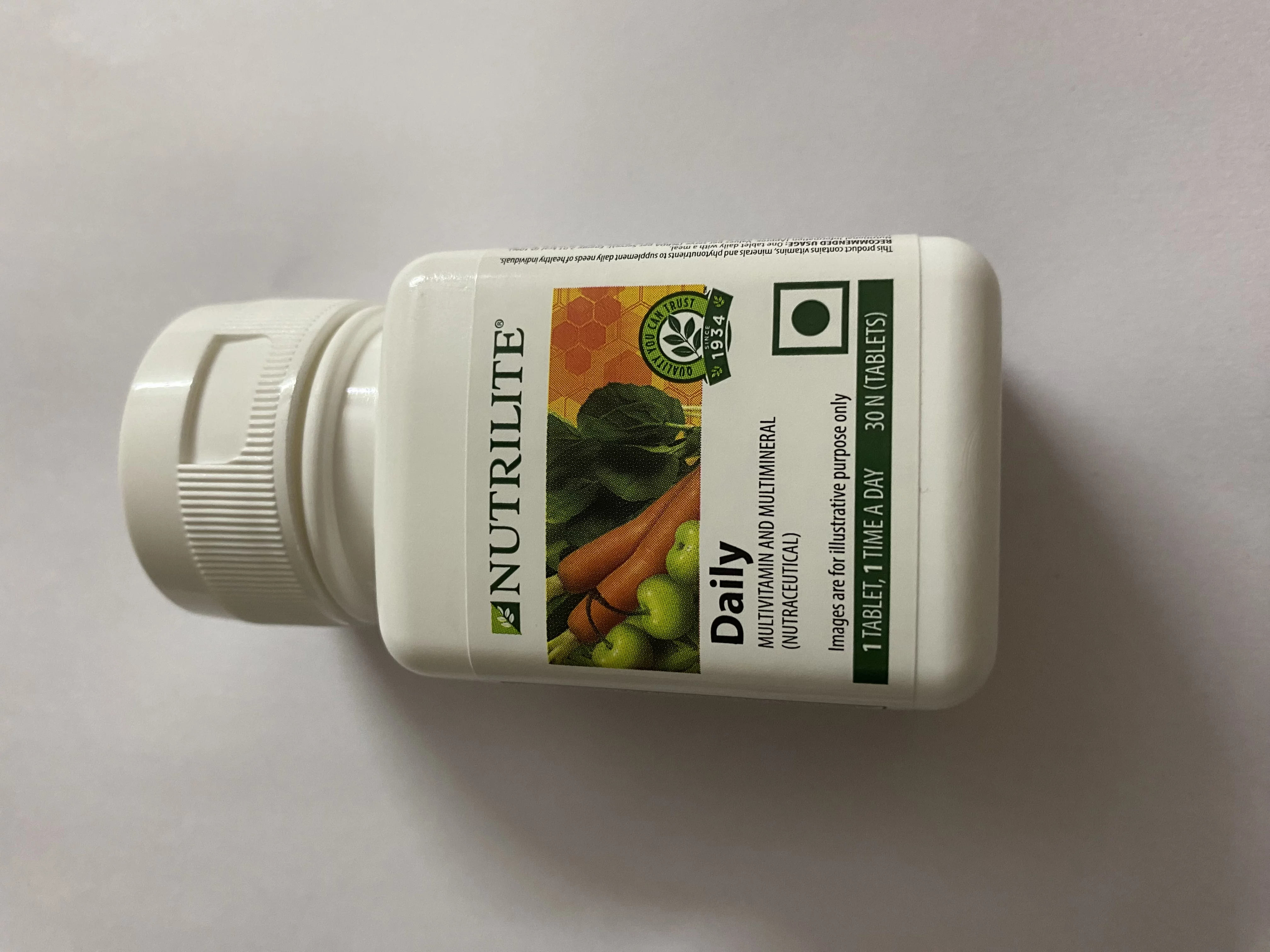 amway daily multi vitamins tablets 30 count