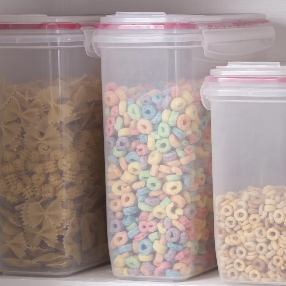 Sterilite 0318 Ultra-Seal Dry Food Storage Container 24 Cups 6 Qt. Cereal Container Clear 3-Pack