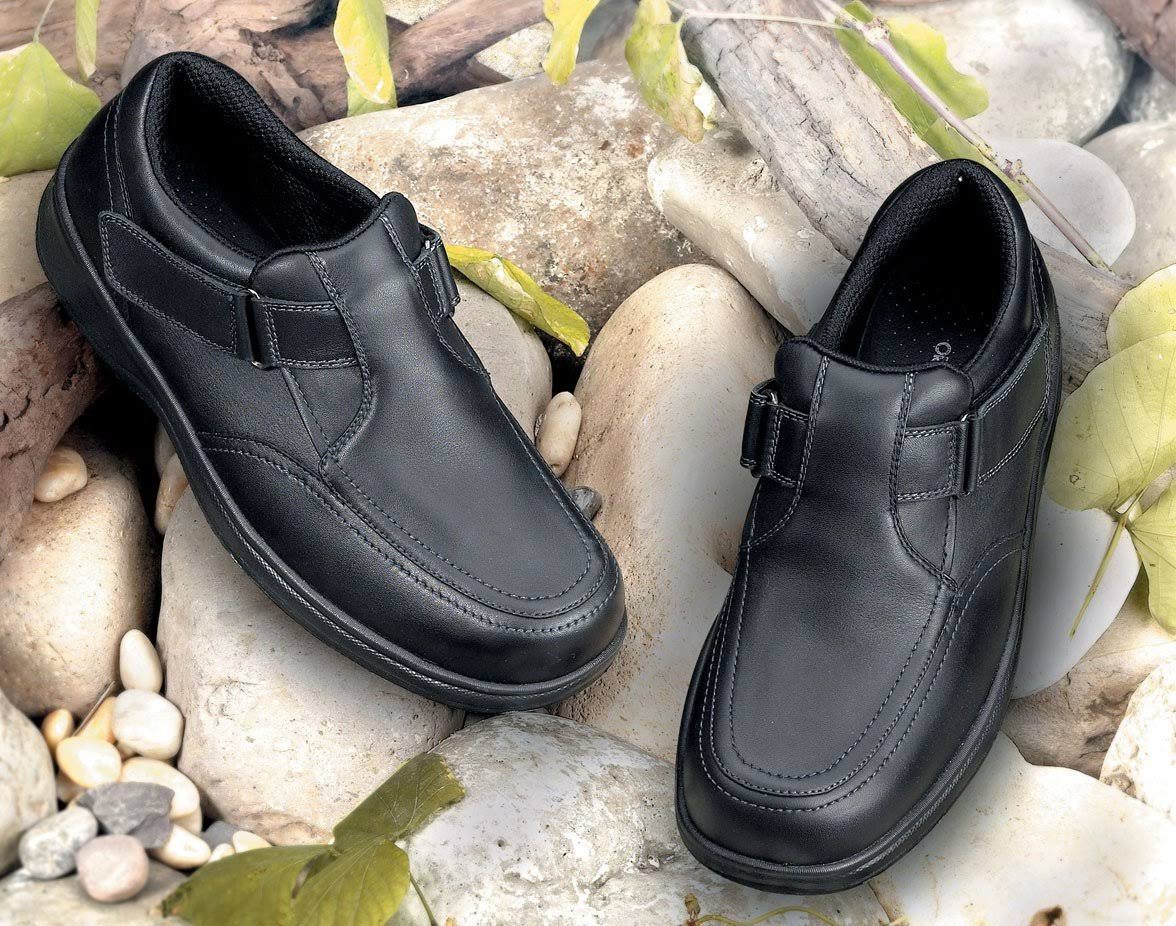 Orthofeet Men&s Carnegie, Size: 14, Black Leather