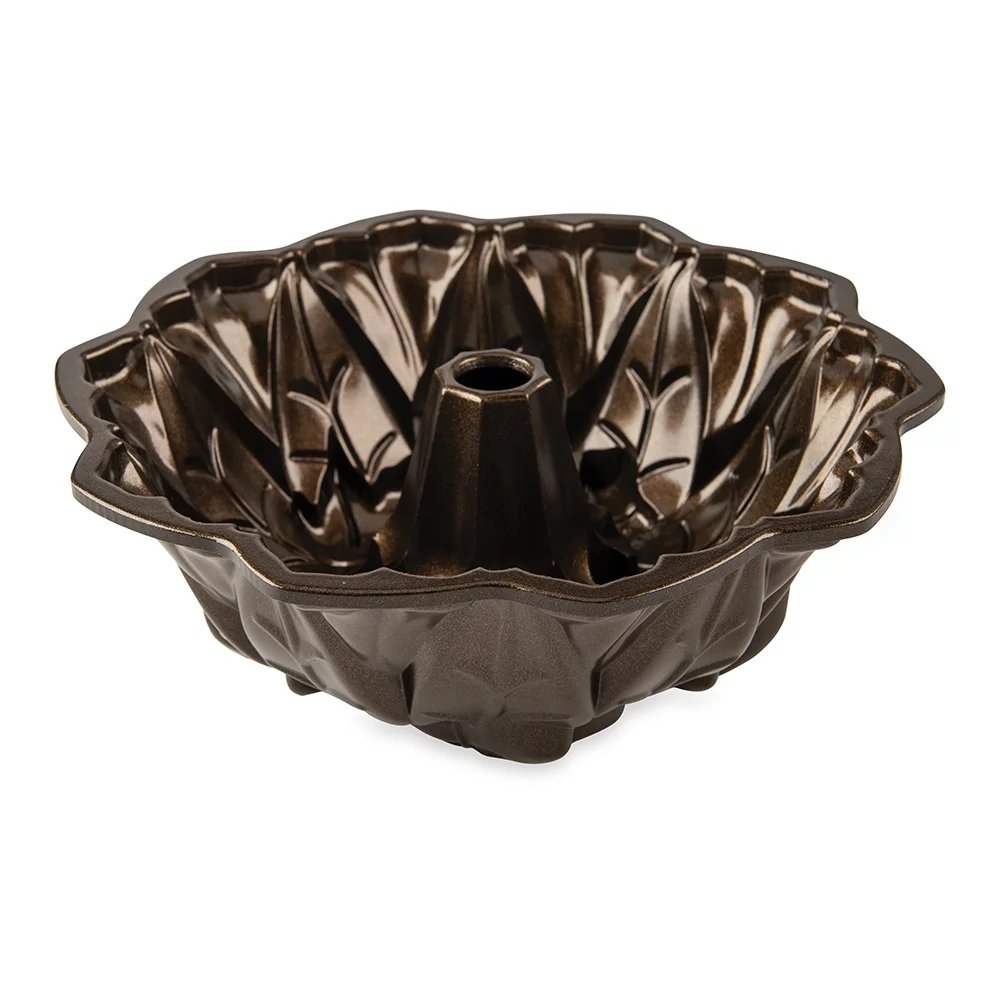 Nordic Ware Harvest Leaves Bundt Pan, Bronze