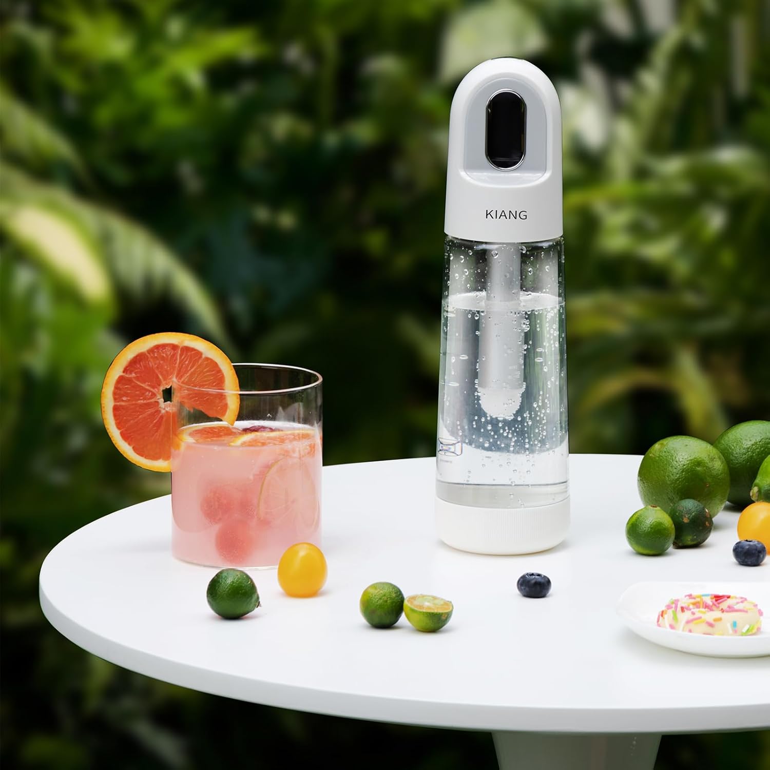 Soda Streaming Machine Water Carbonator - Sparkling Water Maker, Soda Maker, Carbonated Water Machine Compatible With 8 Grams Soda (CO2) Charger (not Included)-White