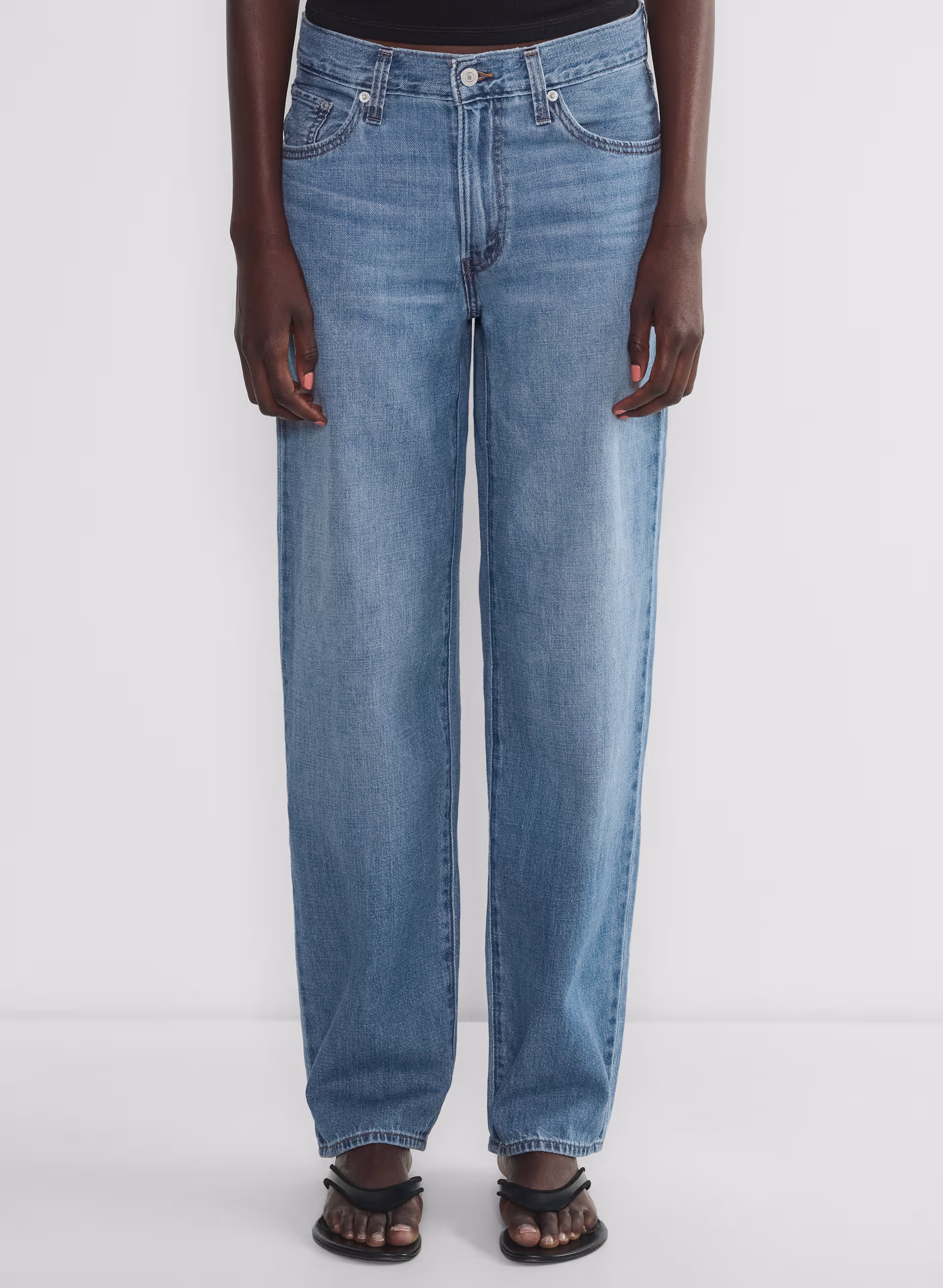 Levi's Baggy Dad Jean - ARITZIA OUTLET